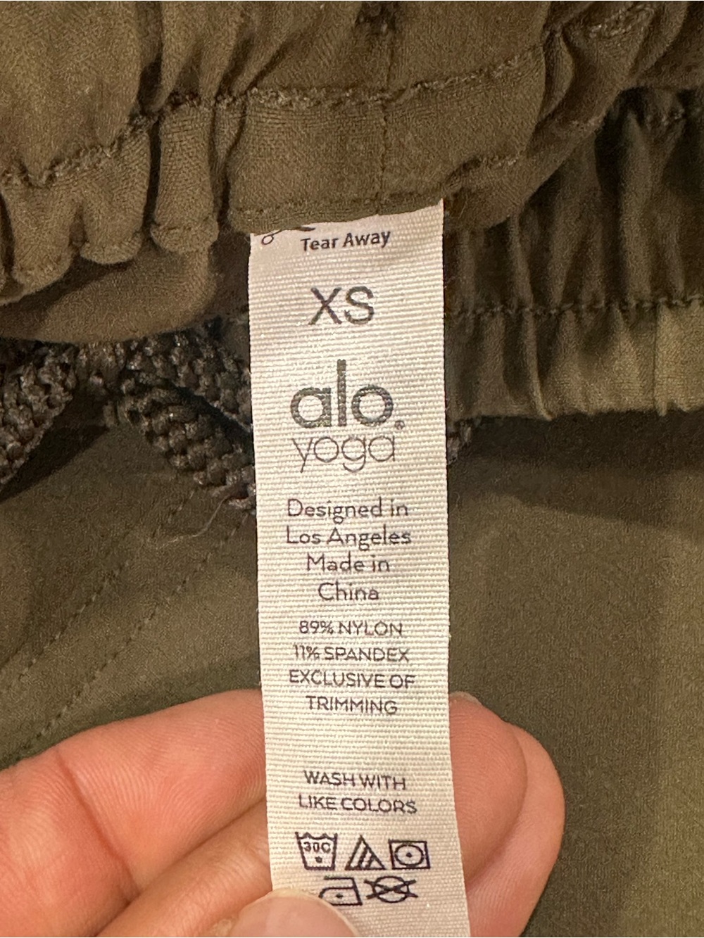 High-Waist City Wise Cargo Pants in Dark Olive by Alo Yoga size XS Casual - Picture 6 of 9